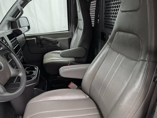 2024 Chevrolet Express Cargo 2500 WT