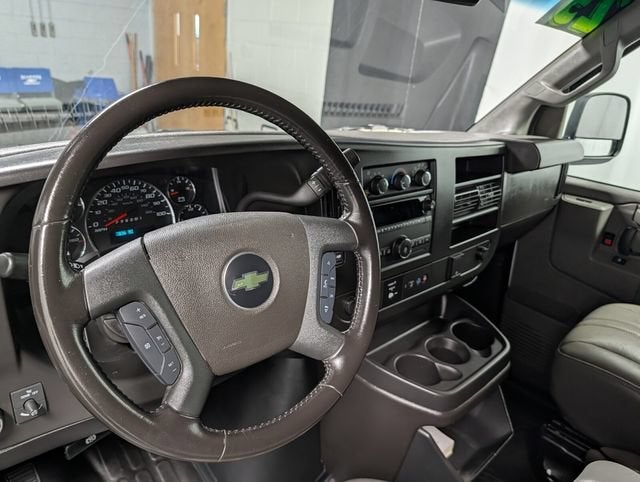 2023 Chevrolet Express Cargo 2500 WT