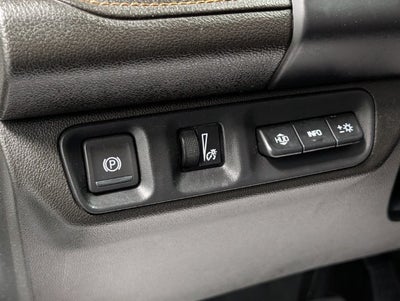 2022 GMC Acadia AT4