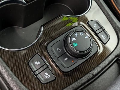 2022 GMC Acadia AT4