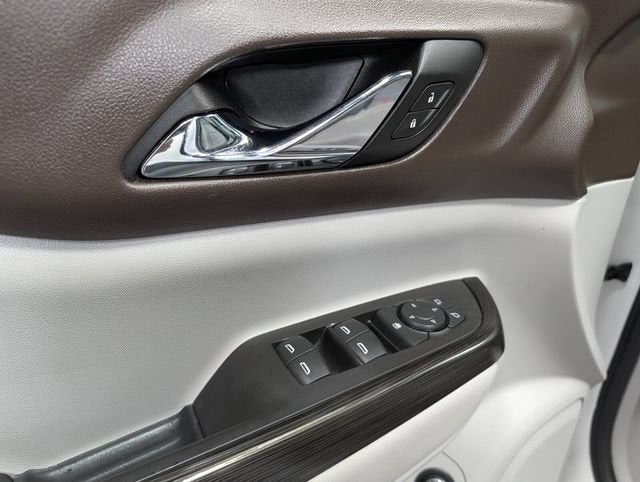 2018 GMC Acadia SLT