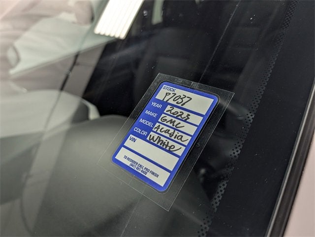 2023 GMC Acadia SLE