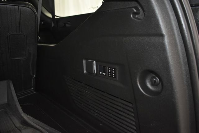 2024 GMC Yukon XL Denali Ultimate