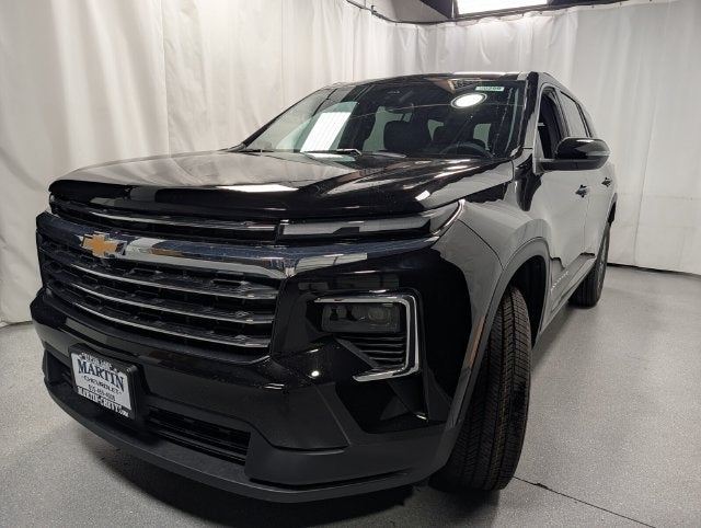 2027 Chevrolet Traverse LT - Photo 6