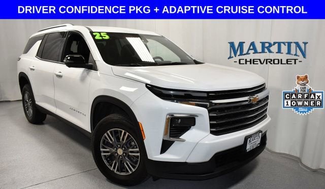 2025 Chevrolet Traverse AWD LT's photo