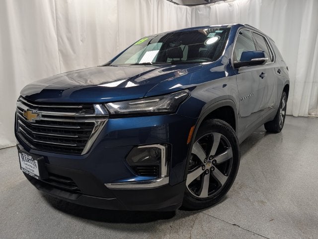 2023 Chevrolet Traverse LT Leather
