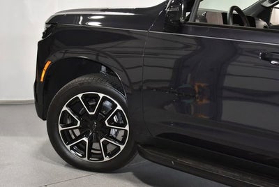 2025 Chevrolet Suburban RST