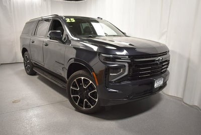 2025 Chevrolet Suburban RST