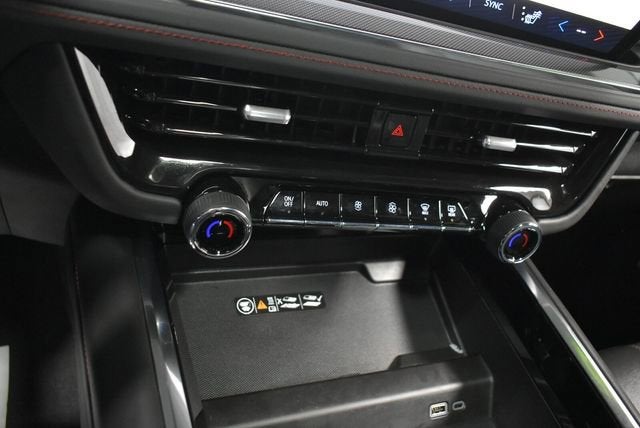 2025 Chevrolet Suburban RST