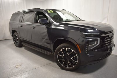 2025 Chevrolet Suburban RST