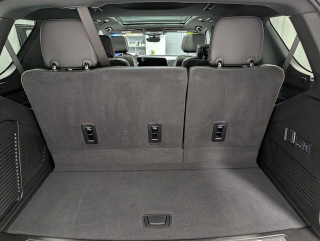 2025 Chevrolet Tahoe RST