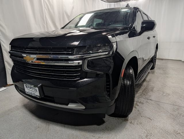 2023 Chevrolet Suburban LT