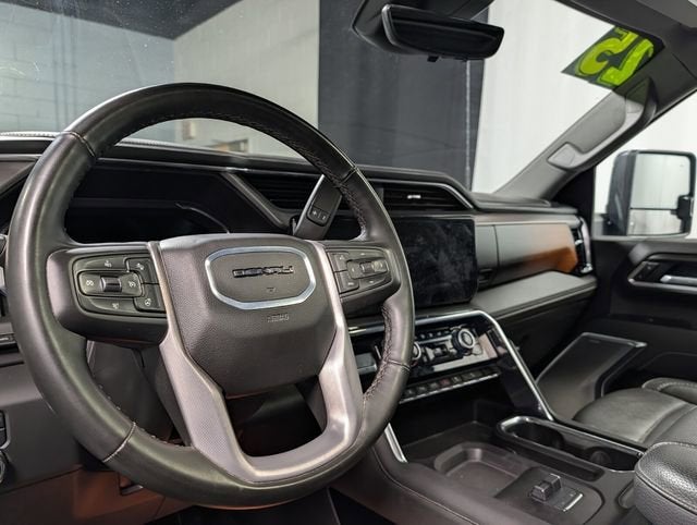 2025 GMC Sierra 2500 HD Denali