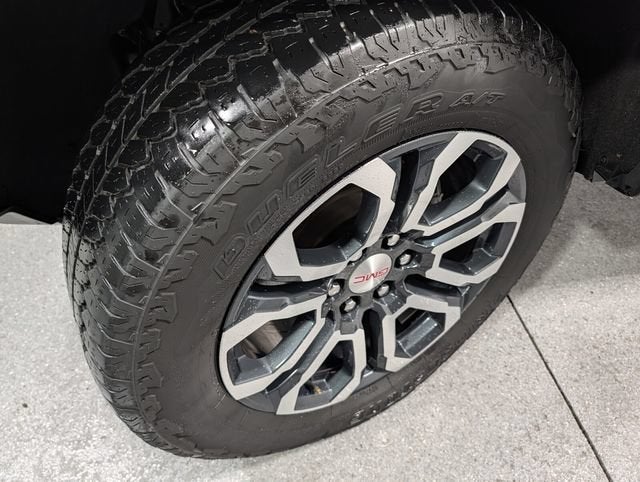 2024 GMC Canyon AT4