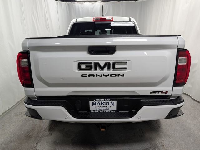 2023 GMC Canyon AT4