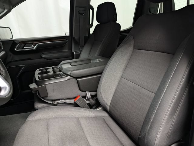 2025 GMC Sierra 1500 SLE