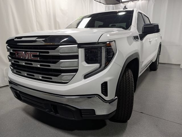 2025 GMC Sierra 1500 SLE