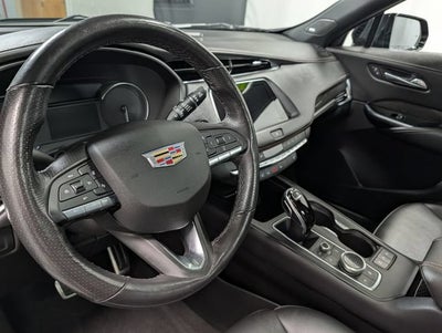 2022 Cadillac XT4 AWD Sport