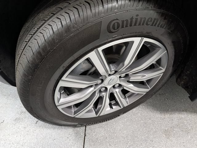2022 Cadillac XT4 AWD Sport