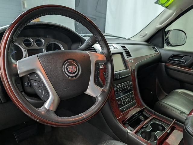 2013 Cadillac Escalade Luxury