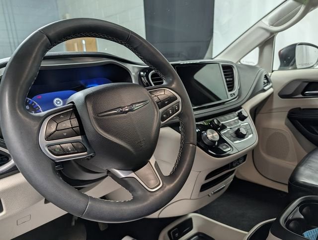 2023 Chrysler Pacifica Touring L AWD