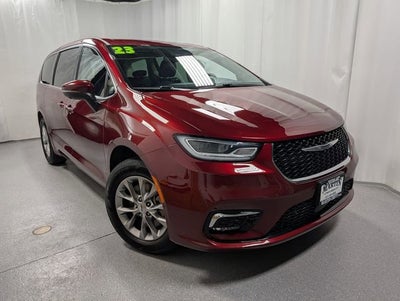 2023 Chrysler Pacifica Touring L AWD