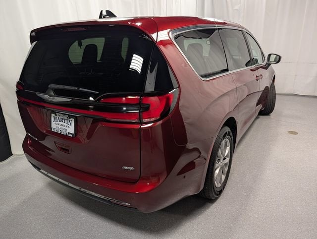 2023 Chrysler Pacifica Touring L AWD