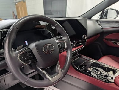 2025 Lexus NX 350h Premium