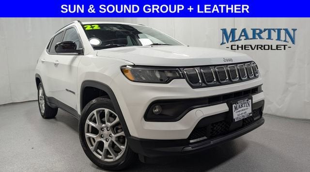 2022 Jeep Compass Latitude Lux 4X4's photo