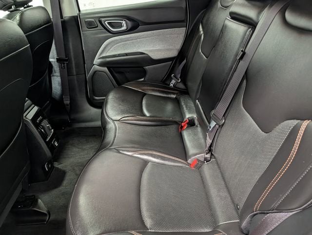 2022 Jeep Compass Latitude Lux 4x4
