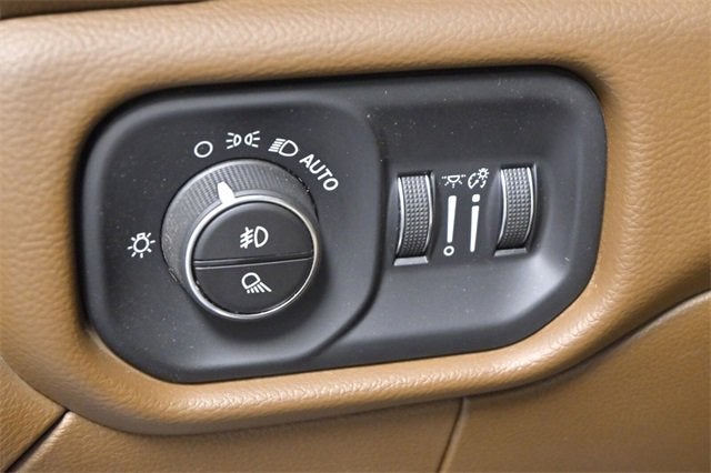 2020 RAM 3500 Laramie Mega Cab 4x4 6'4" Box