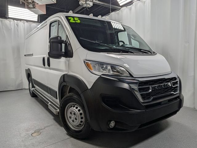 2025 RAM ProMaster Cargo Van Tradesman