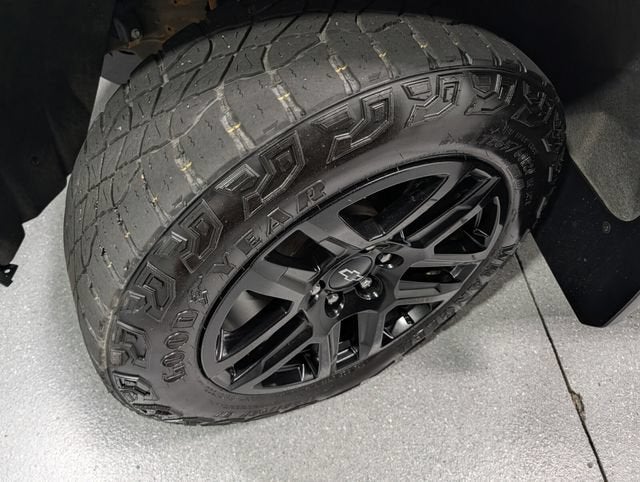 2023 Chevrolet Silverado 1500 Custom Trail Boss