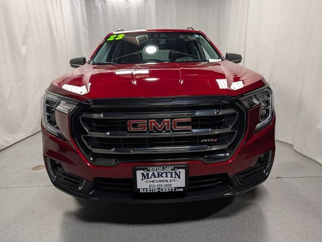 2023 GMC Terrain AT4