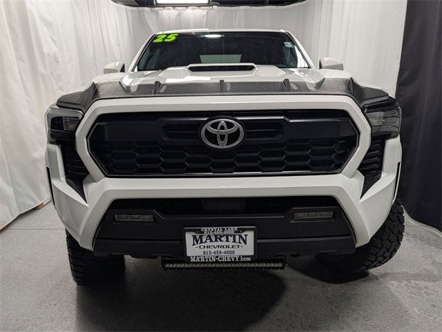 2025 Toyota Tacoma 4WD SR