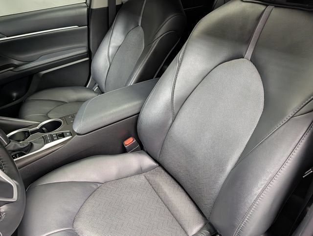 2024 Toyota Camry Hybrid XLE