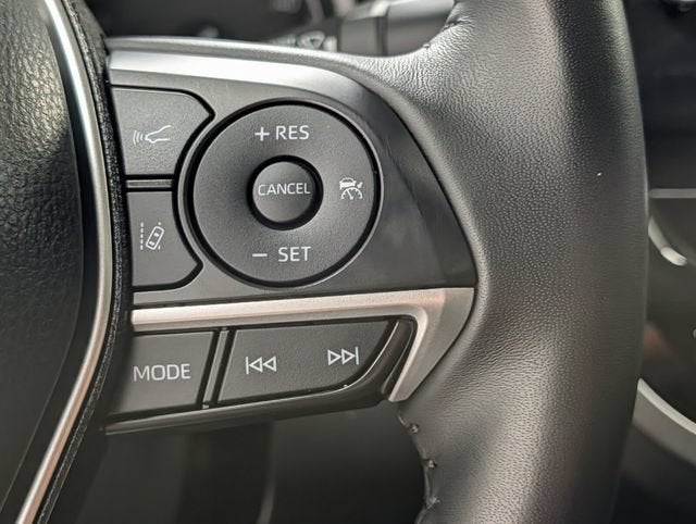 2024 Toyota Camry Hybrid XLE