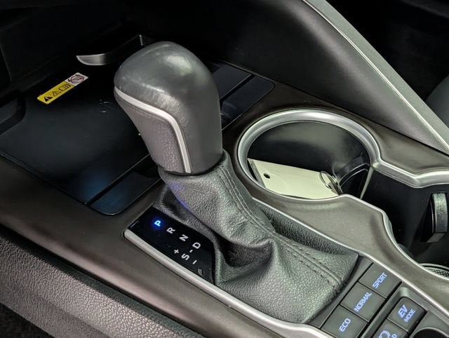 2024 Toyota Camry Hybrid XLE