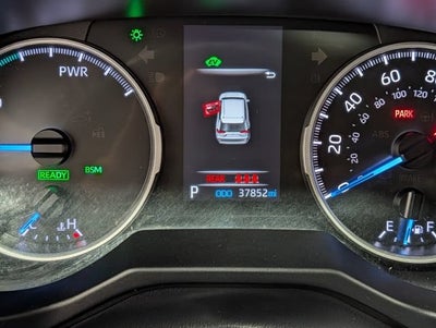 2022 Toyota RAV4 Hybrid XLE