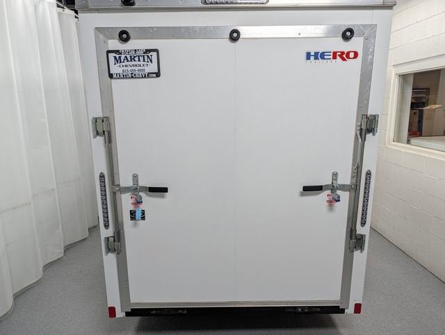2026 BRAVO HERO ENCLOSED TRAILER Base