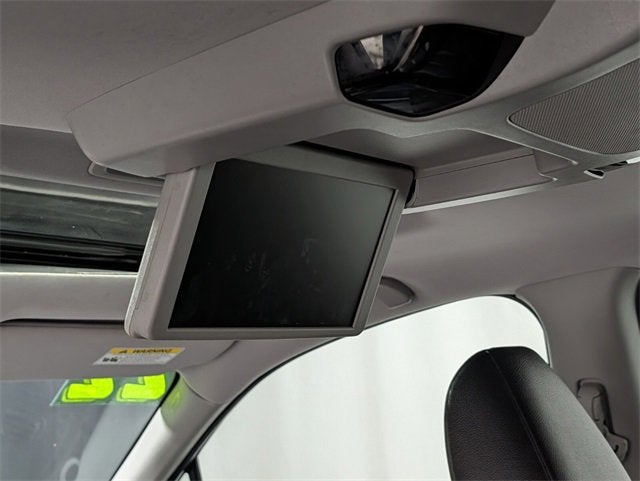 2022 Honda Pilot AWD Touring 8 Passenger