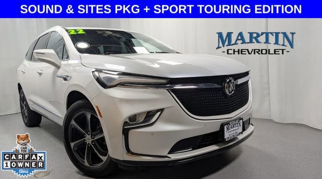 2022 Buick Enclave Essence