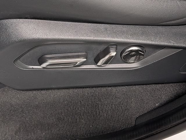 2023 Acura MDX Standard