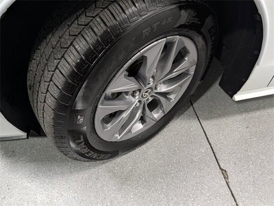 2024 Toyota Sienna LE