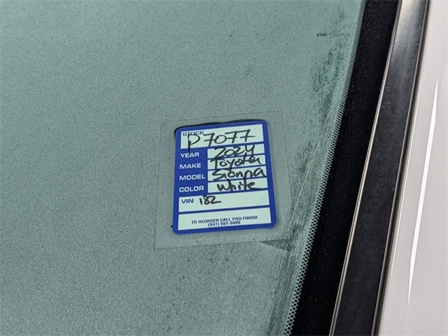 2024 Toyota Sienna LE