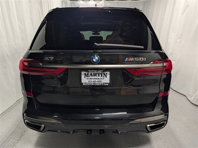 2022 BMW X7 M50i