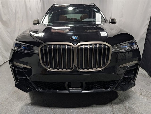 2022 BMW X7 M50i