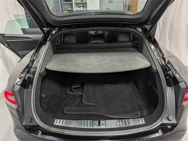 2023 Tesla Model S Standard Range