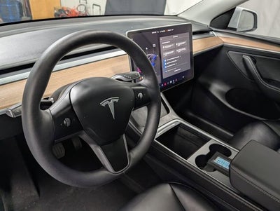 2025 Tesla Model Y Long Range