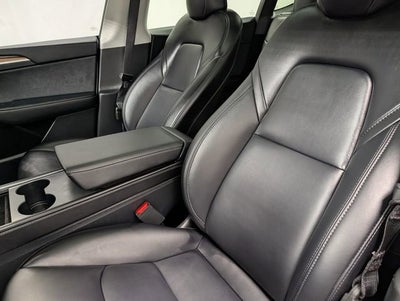 2025 Tesla Model Y Long Range